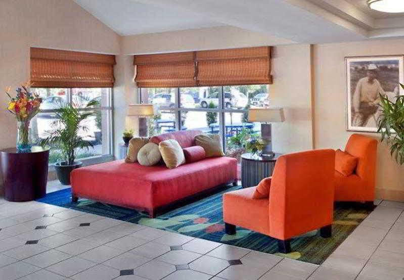 Fairfield Inn By Marriott Amesbury Exterior photo